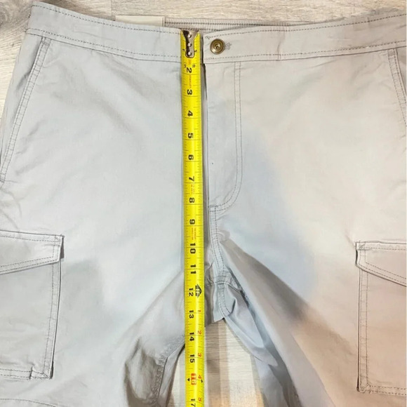 NWT Van Heusen Cargo Shorts 36 Stretch Cotton 8in Inseam- Stone Grey - Picture 7 of 16